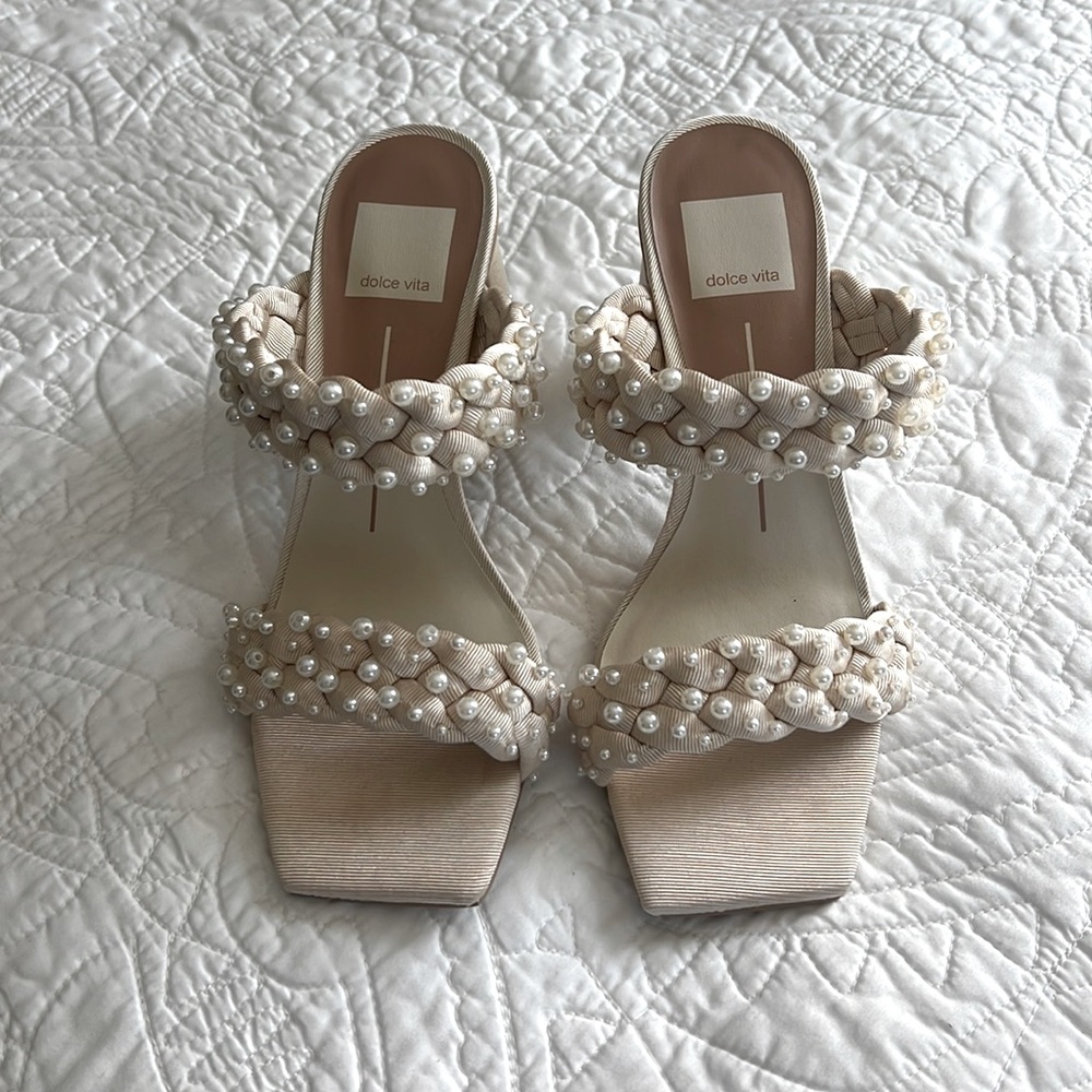 Dolce Vita Pearl Heels (6.5 NWT)